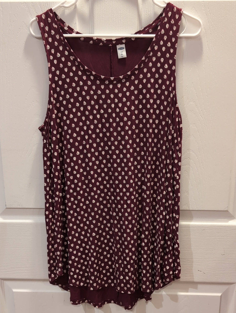 Old Navy Maroon Luxe Tank Top with Floral Print L Tall